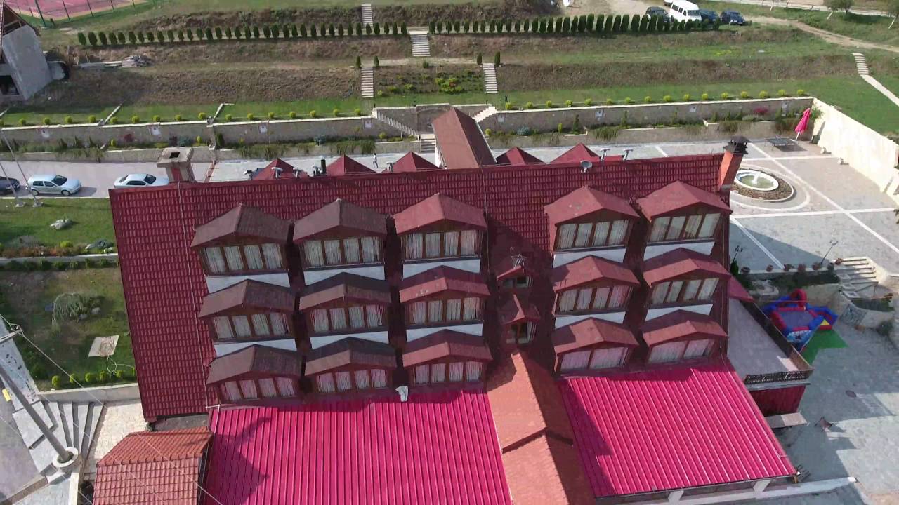 Bel Kamen - Radovis
