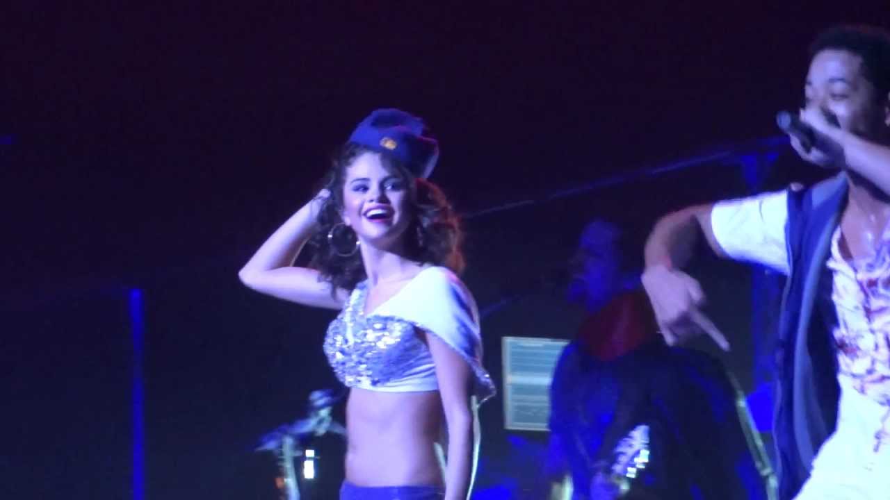Selena Gomez Sun Goes Down -  Intuition Live Montreal 2011 Centre Bell Center HD 1080P