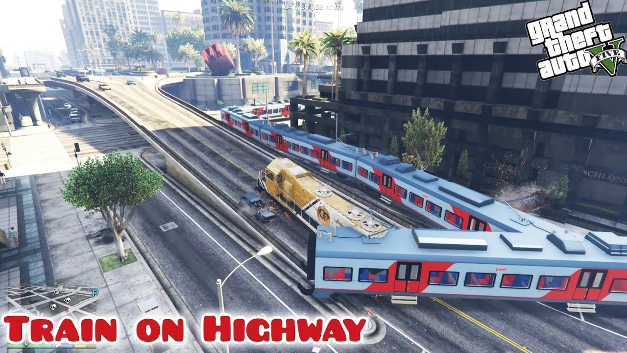Grand Theft Auto V - Train on Highway smashing all vehicles around Los Santos
