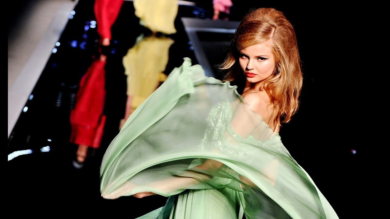 Dior | Cruise 2011 Full Fashion Show | Exclusive