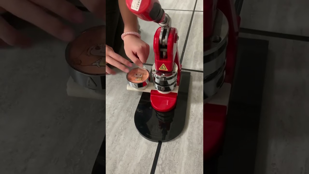 徽章機操作方法
