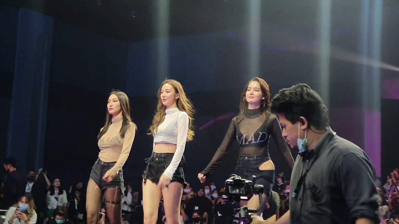 #FashionShow #Millennialschoice2020 ตามไปดูกันทั้งเบื้องหน้าและเบื้องหลัง