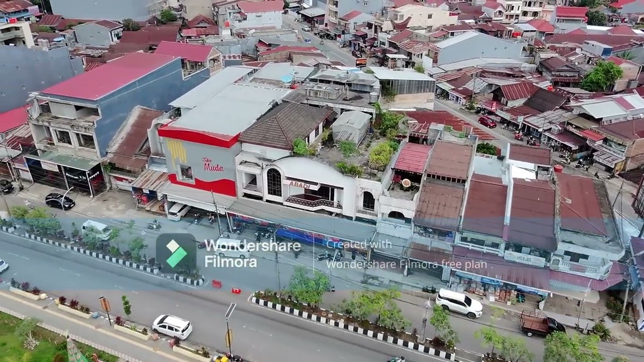 DIATAS ALUN ALUN KOTA RANTEPAO