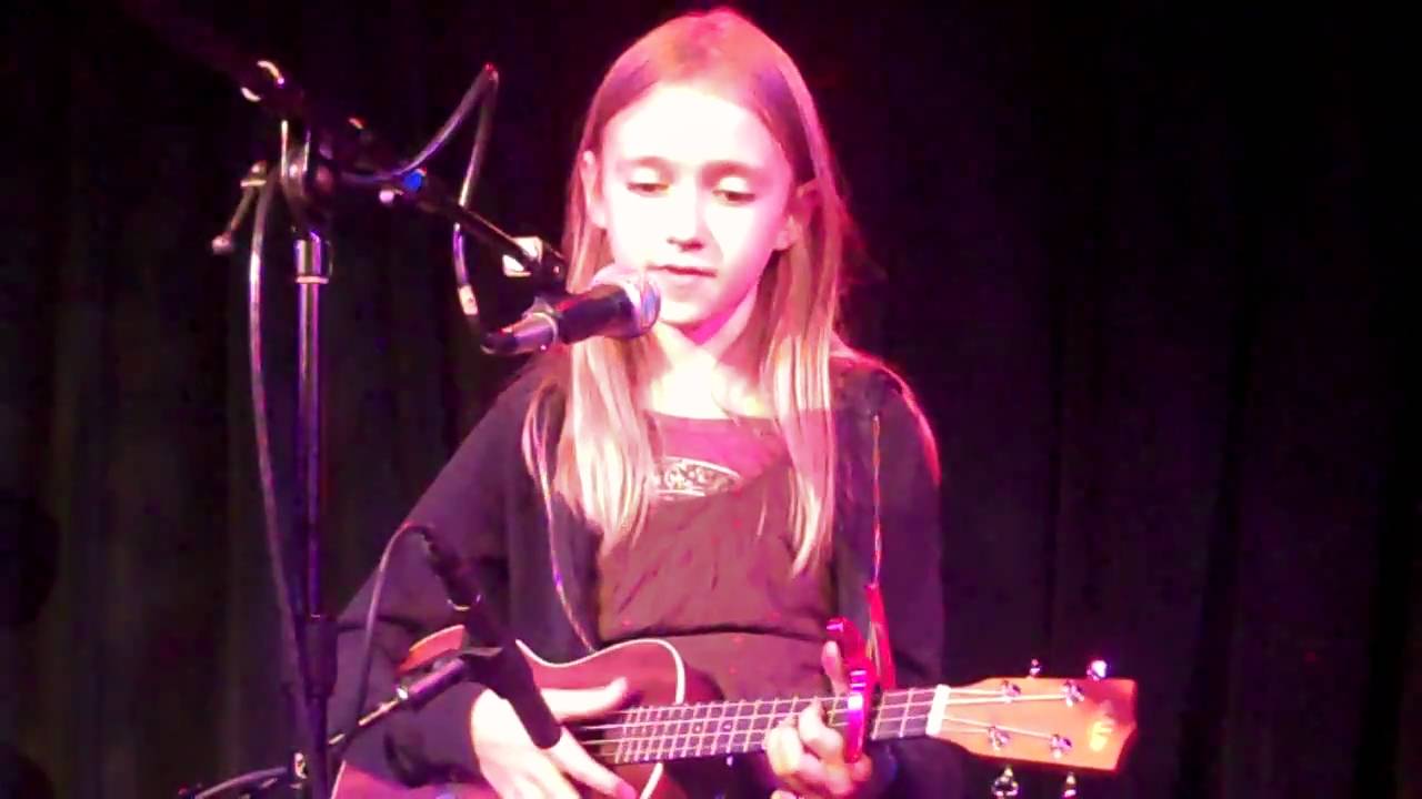 Magdalen Fossum sings Hobo's Lullaby @The Ark