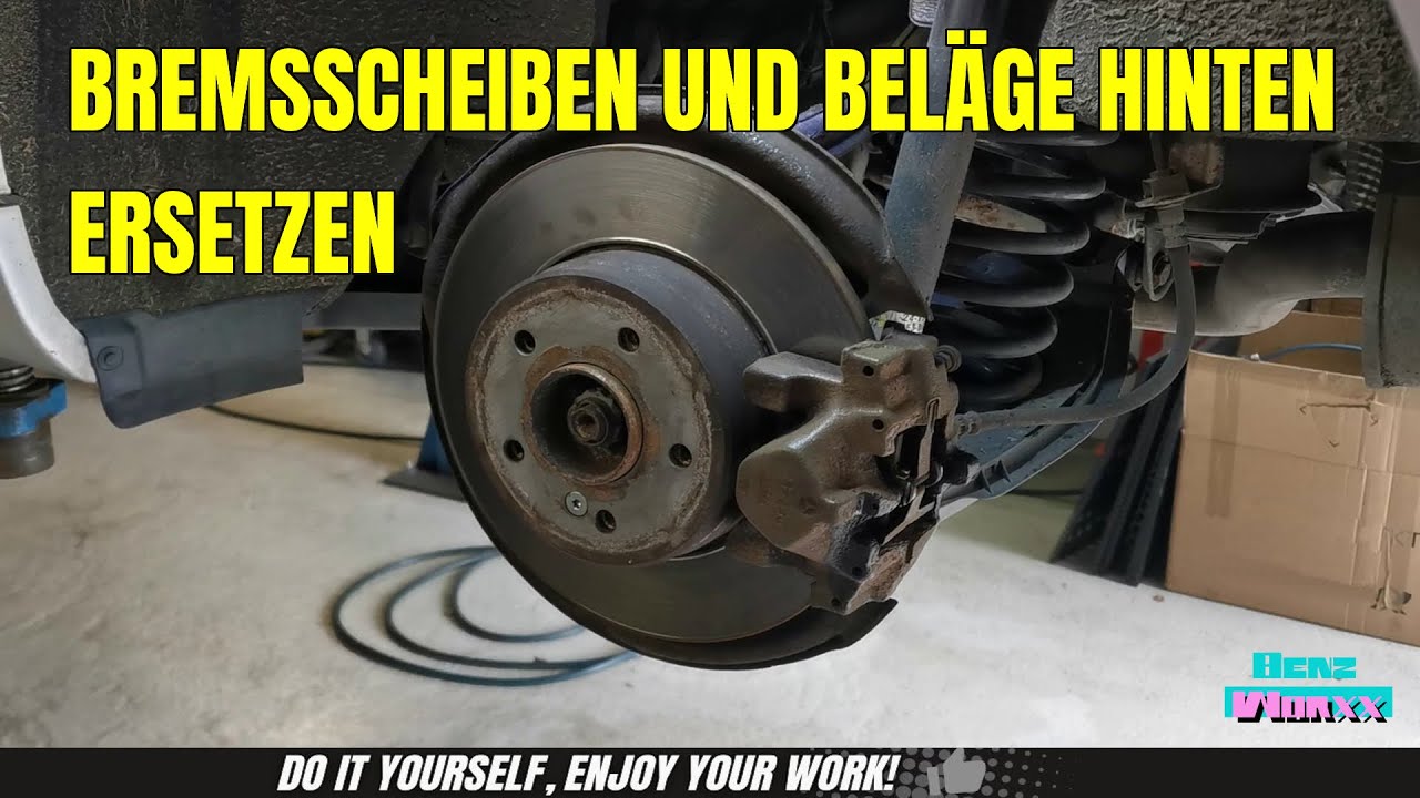 Bremsscheiben und Bel&auml;ge hinten an einem Mercedes Benz Modell W/S203 ersetzen.