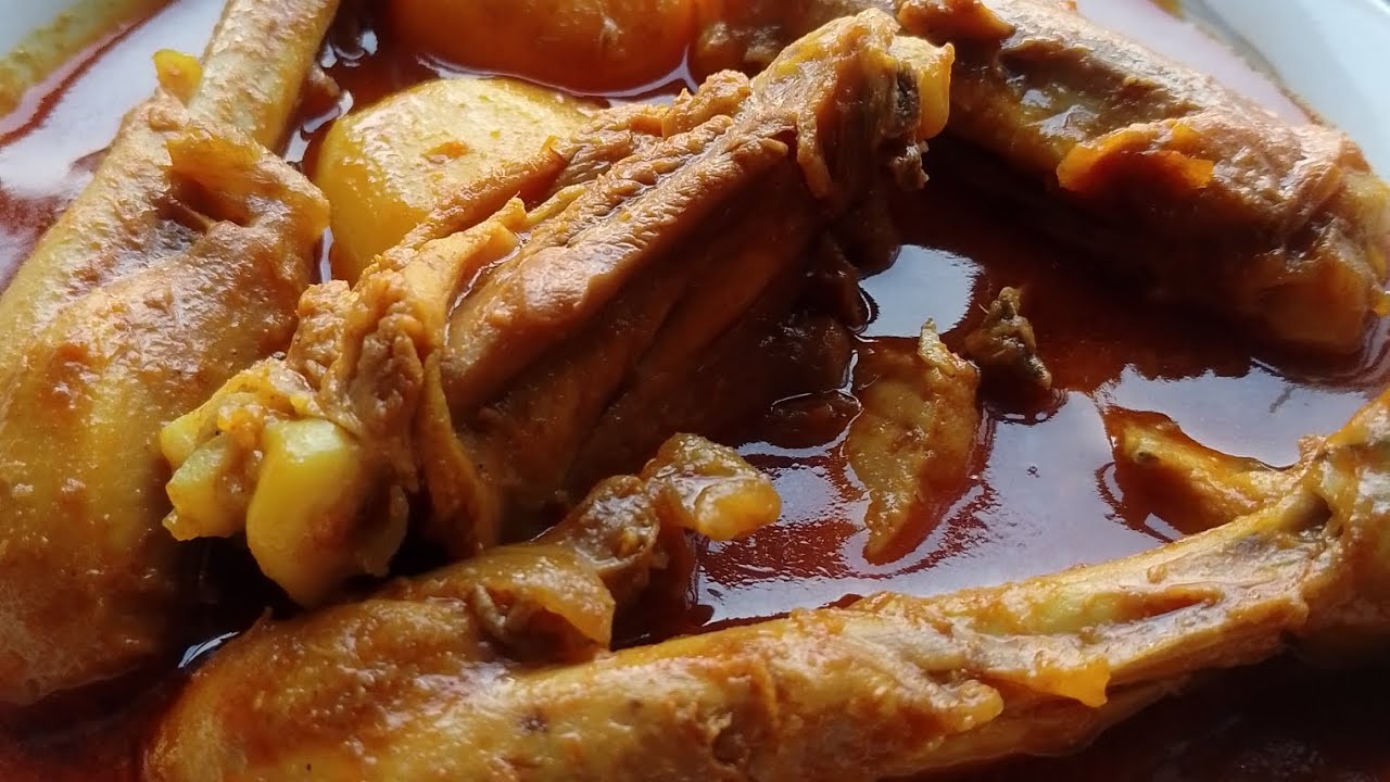 আলু দিয়ে সোনালি মুরগি রান্নার রেসিপি