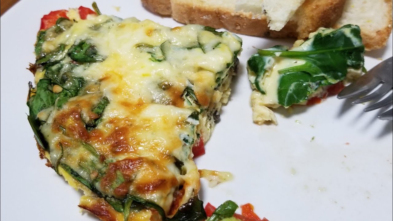 Pizza Omelette.Breakfast (Menu Sarapan)