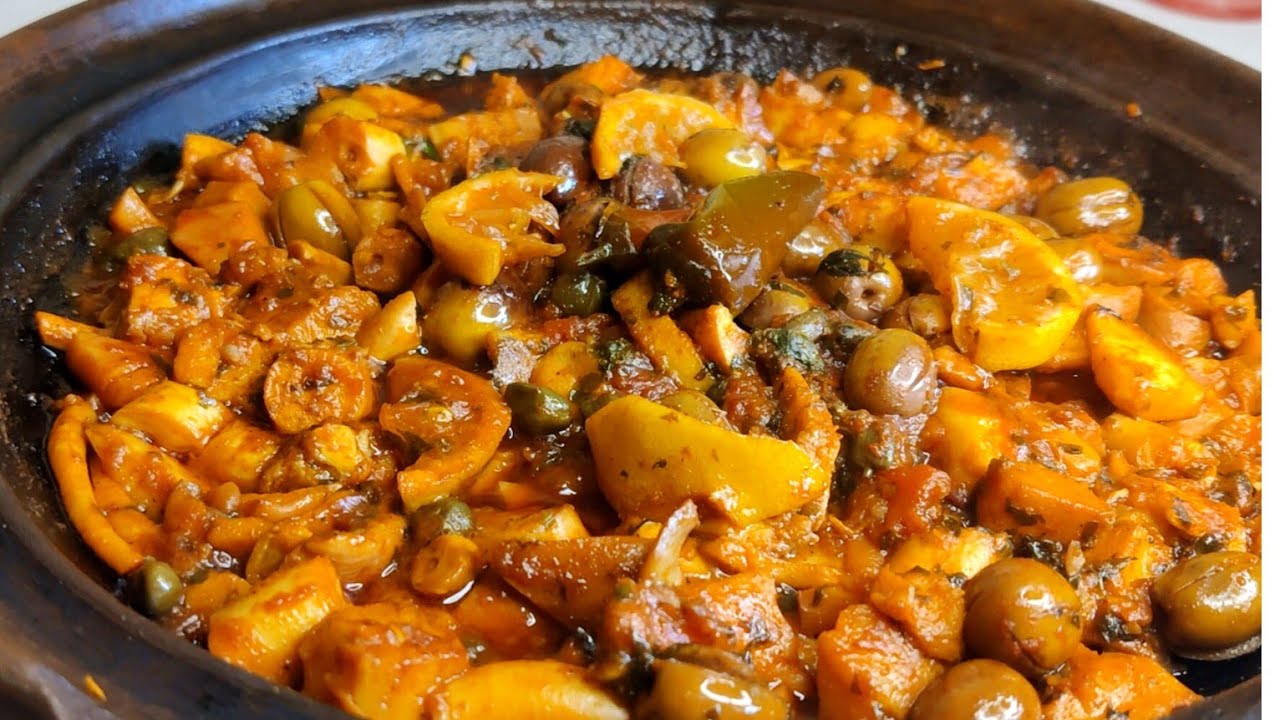 طاجين لحوت لحمق  لكلاه عندي 😋  (سيبيا و زايز )في أقل وقت توجديه بصوص روعة هو ليصلاح في هاد البرد