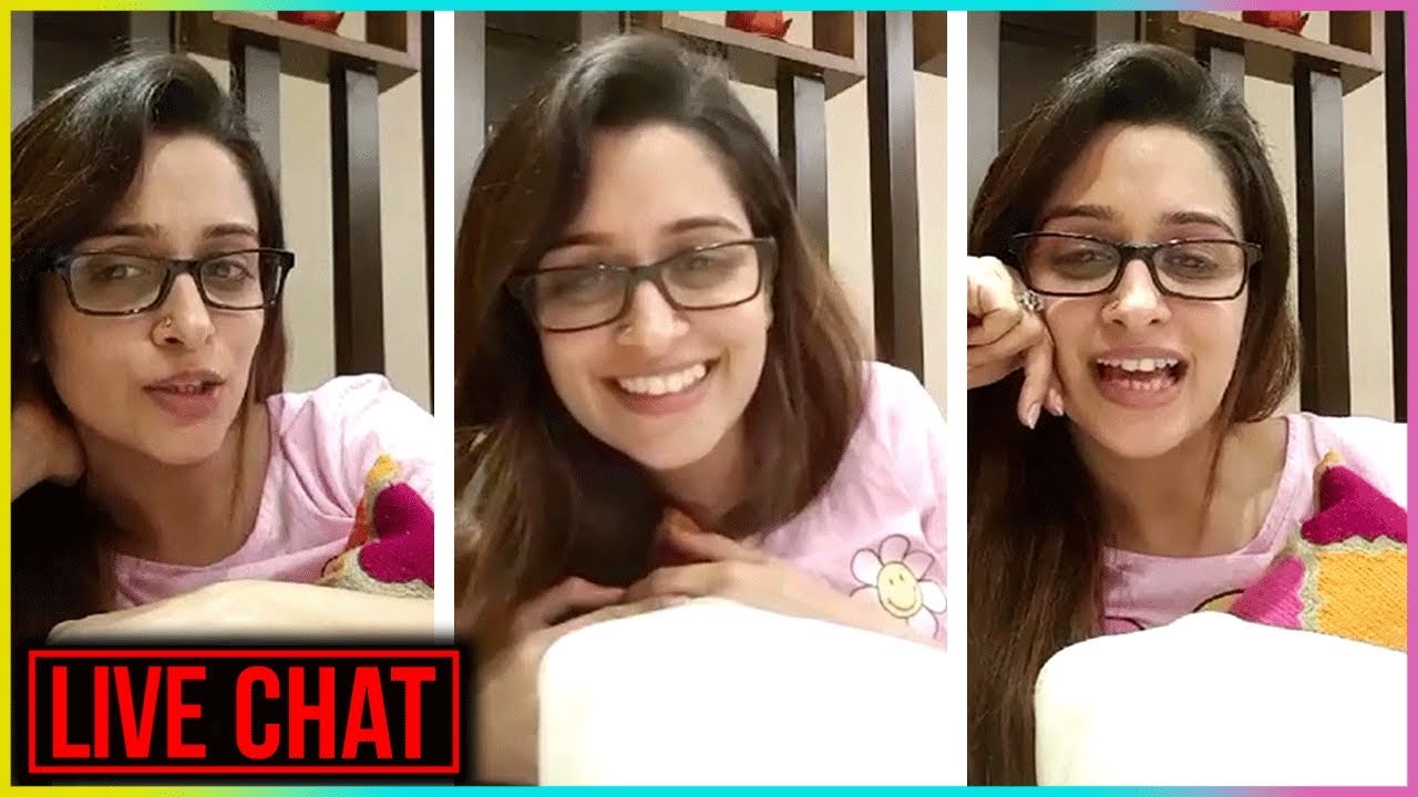 Dipika Kakar FUN CHAT With Her Fans | LIVE Video