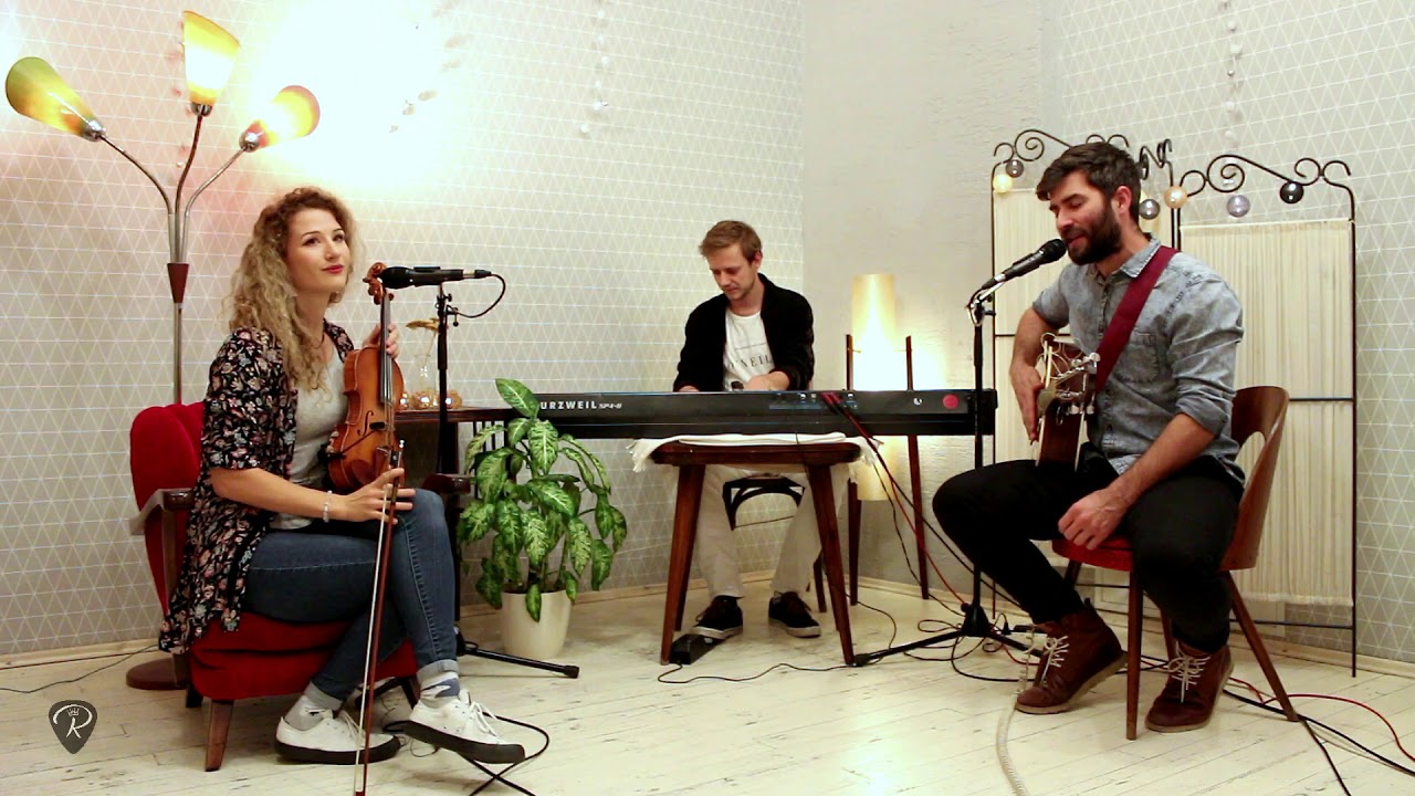 SHALLOW  (cover) - Itcho Pčelár & ROCK N' ROLLA  (.café sessions.)