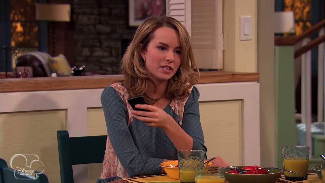 Good Luck Charlie - Bug Prom