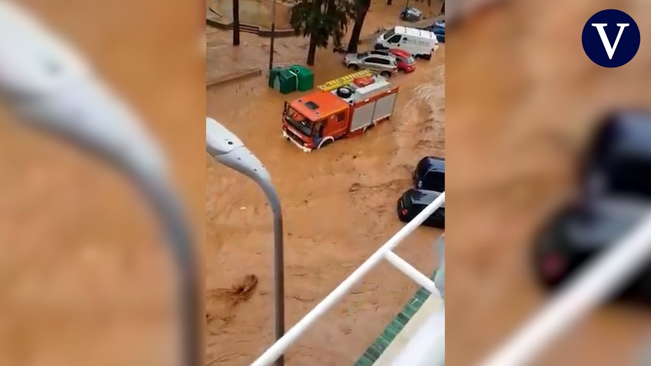 Las intensas lluvias dejan inundaciones y cortes de carreteras y luz en Alemandralejo