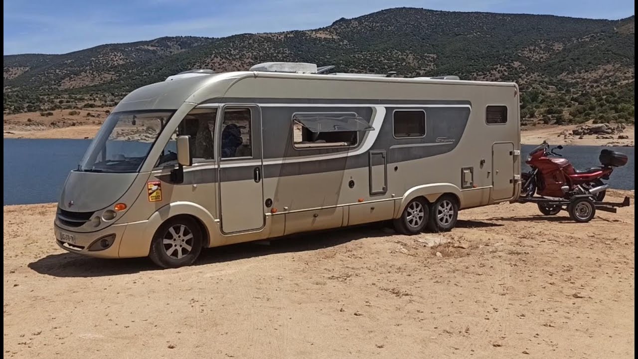 MON GROS PÉPÈRE AU BORD DE L'EAU EN ESPAGNE ET VISITE DE TOLEDE