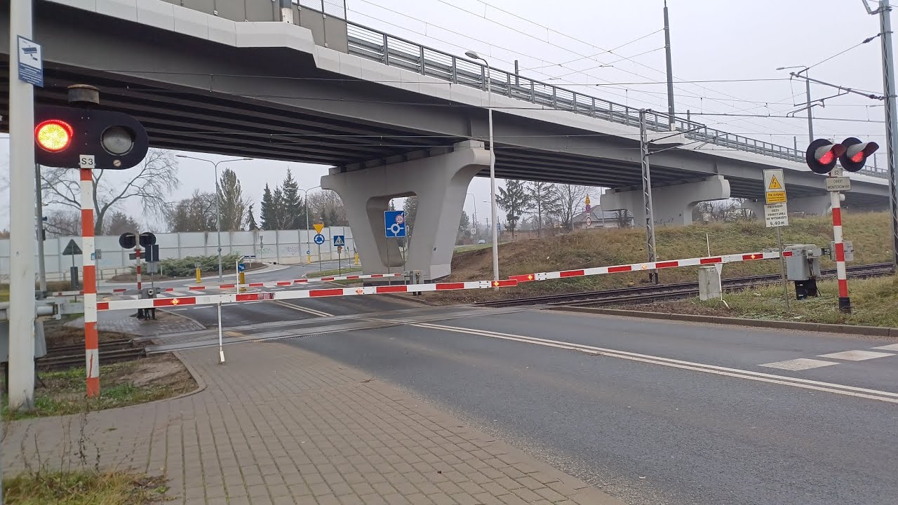 Przejazd kolejowy Bydgoszcz Wschód Ul. Inwalidów | Polish Railroad Crossing