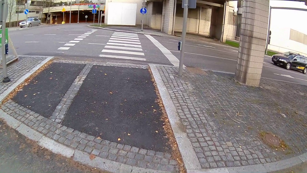 24.10.2019 Lännestä Länäriä Ainoan pyöräparkkiavajaisiin