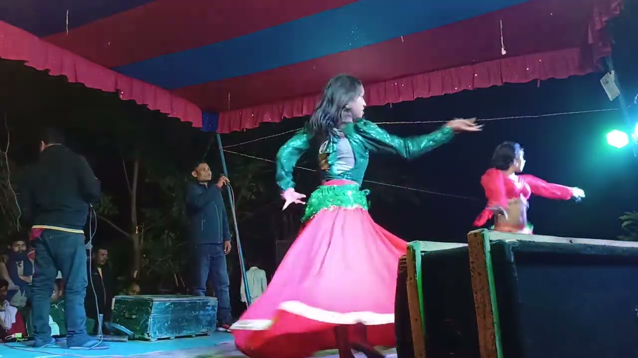तु चीज़ बड़ी हैं मस्त मस्त 2 Teri Ya Ghata chha gai Hai Bahar MusicNach program/Nach program Hardiya