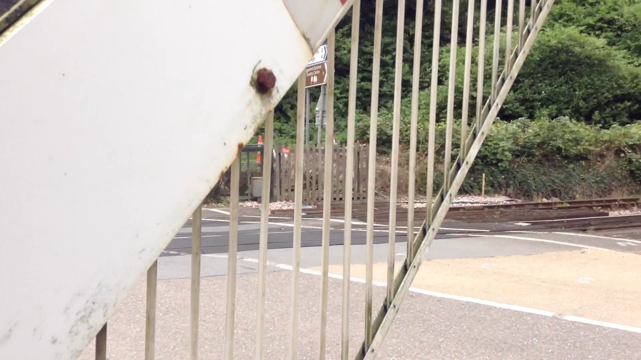 Eggesford Station Level Crossing (Devon) 28/08/2018