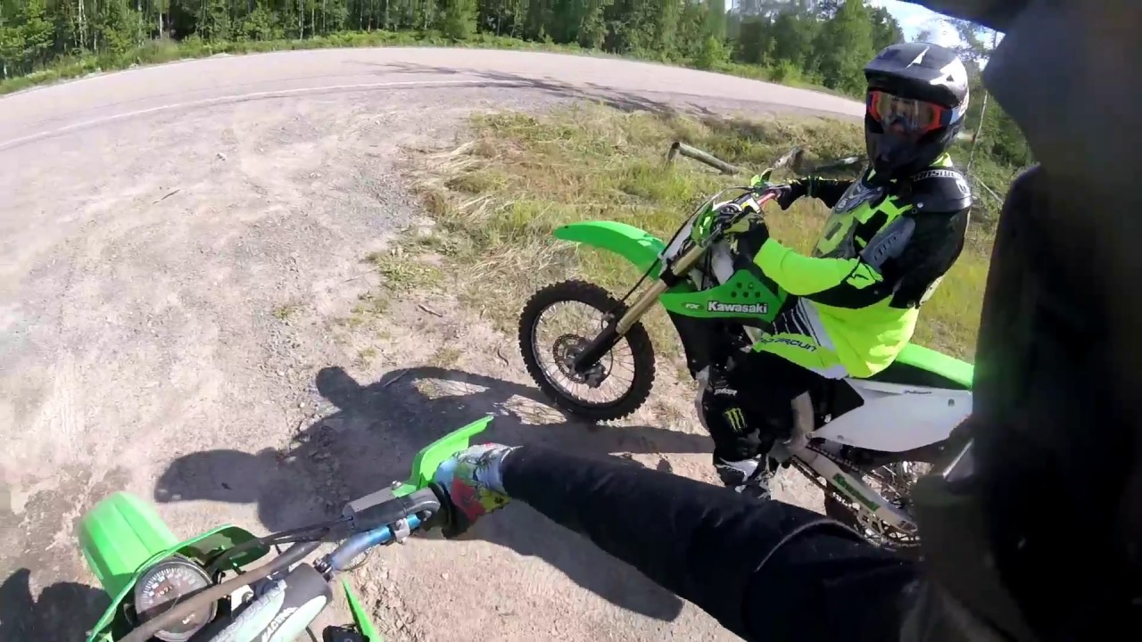 KAWASAKI KX 450F VS  KLX 650R