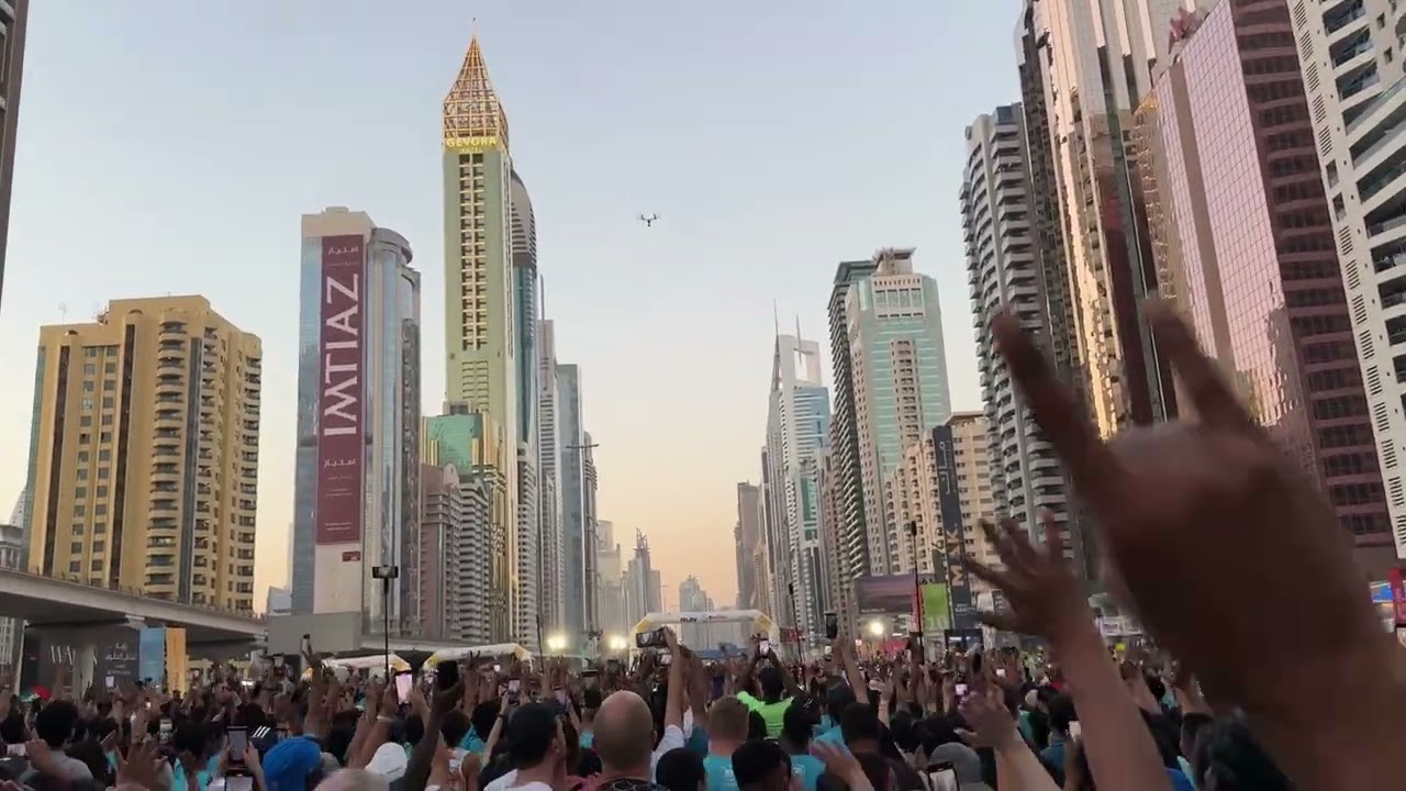 Dubai Run 2025 — The Day the City Turned Into a Track! 🏃‍♀️✨
