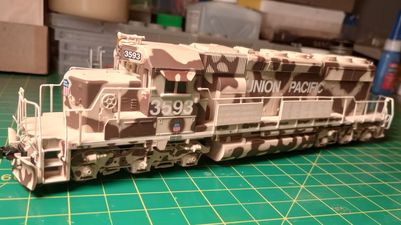 Ho Scale Early Athearn RTR Desert Victory Project. 
