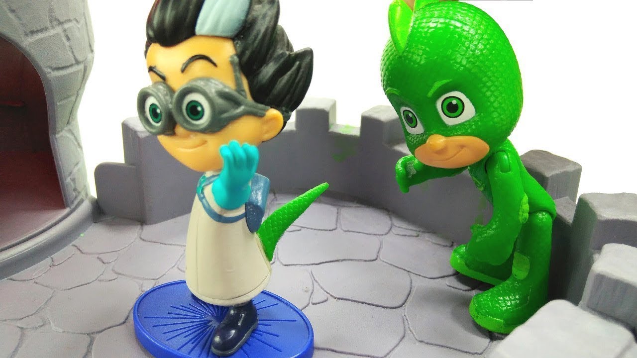 PJ Masks oyuncakları; Romeo'nun dilek makinesi.
