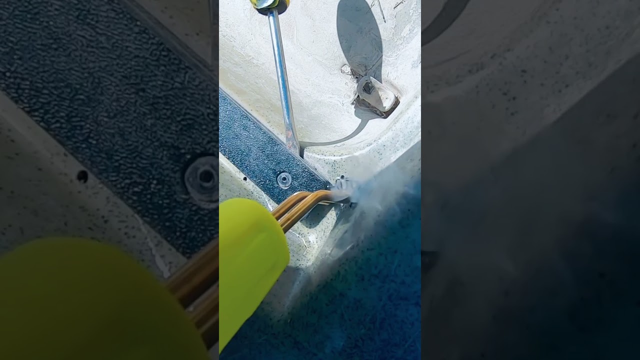 Fixing a Crack in my Fishing Kayak 😟