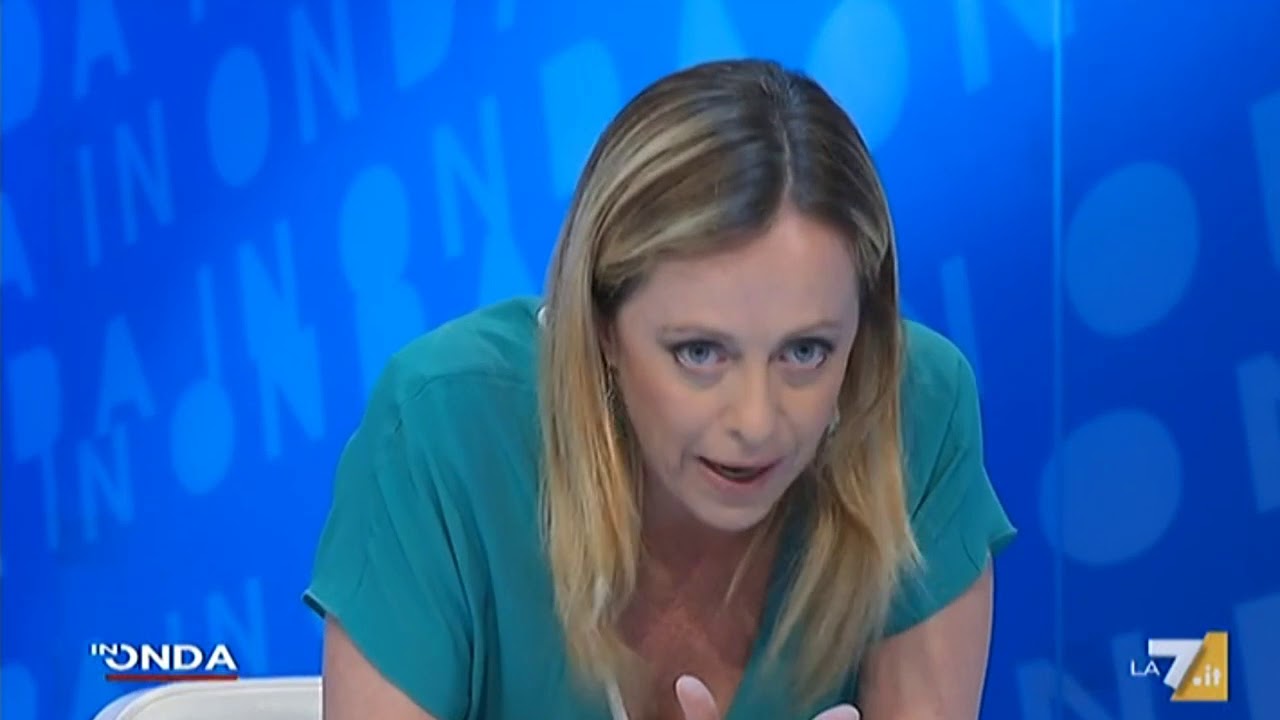 Seguite Giorgia Meloni in diretta a In Onda su La7! Da non perdere!