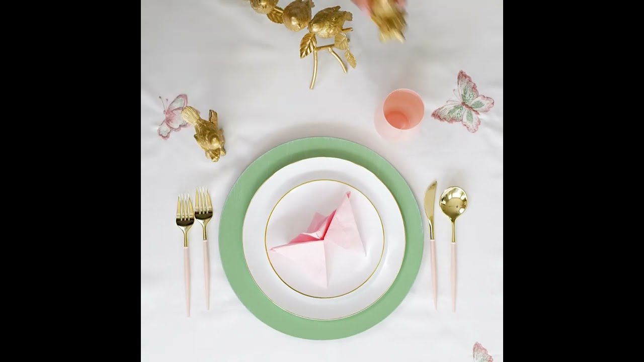 Elegant Disposable Dinnerware: The Perfect Choice for Your Dream Wedding
