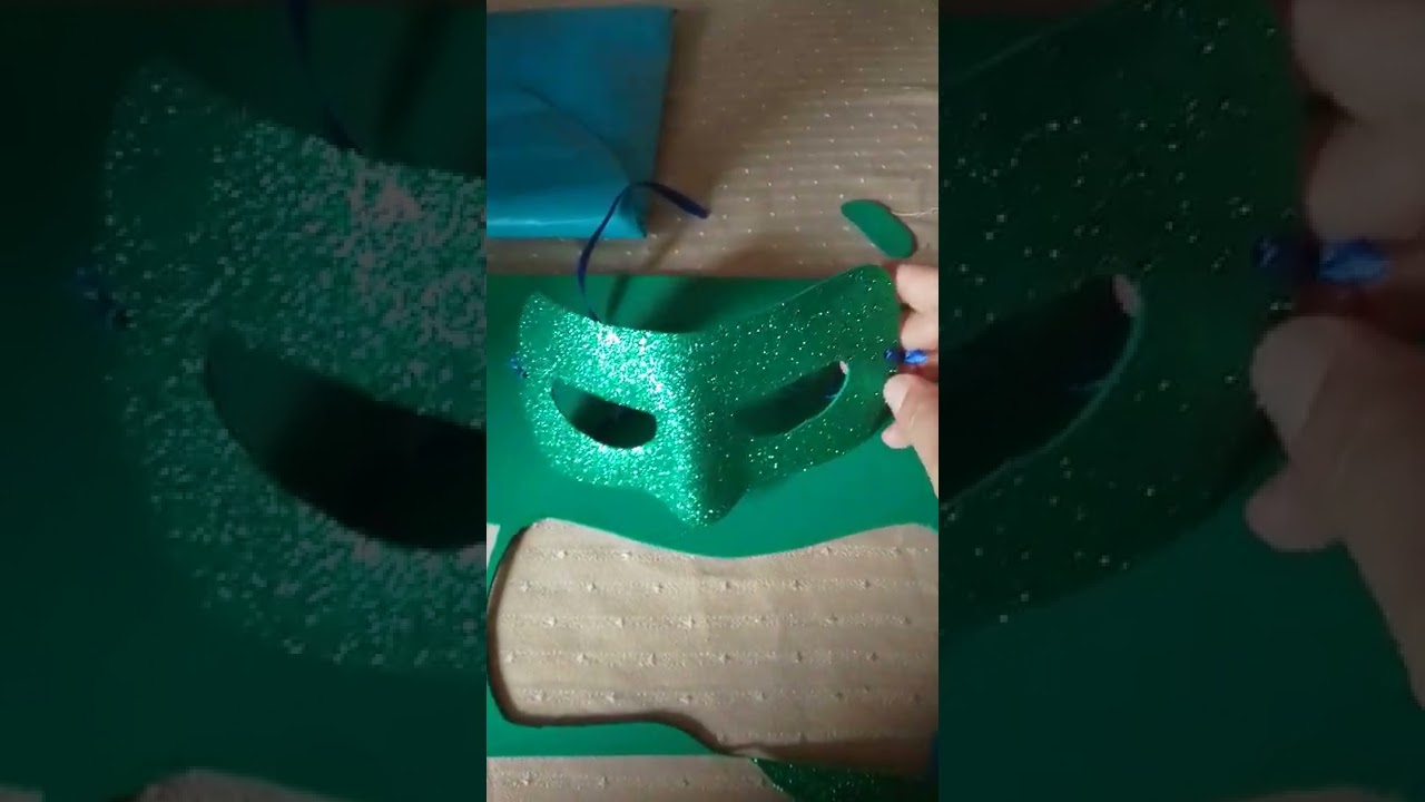 cómo hacer fácil una máscara de linterna verde