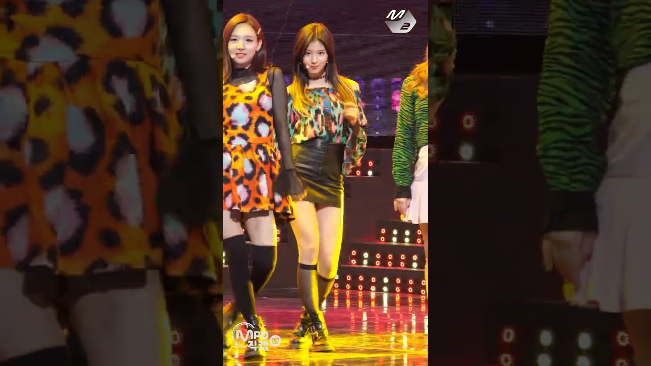 Twice - Sana - So Hot [2016-11-10]