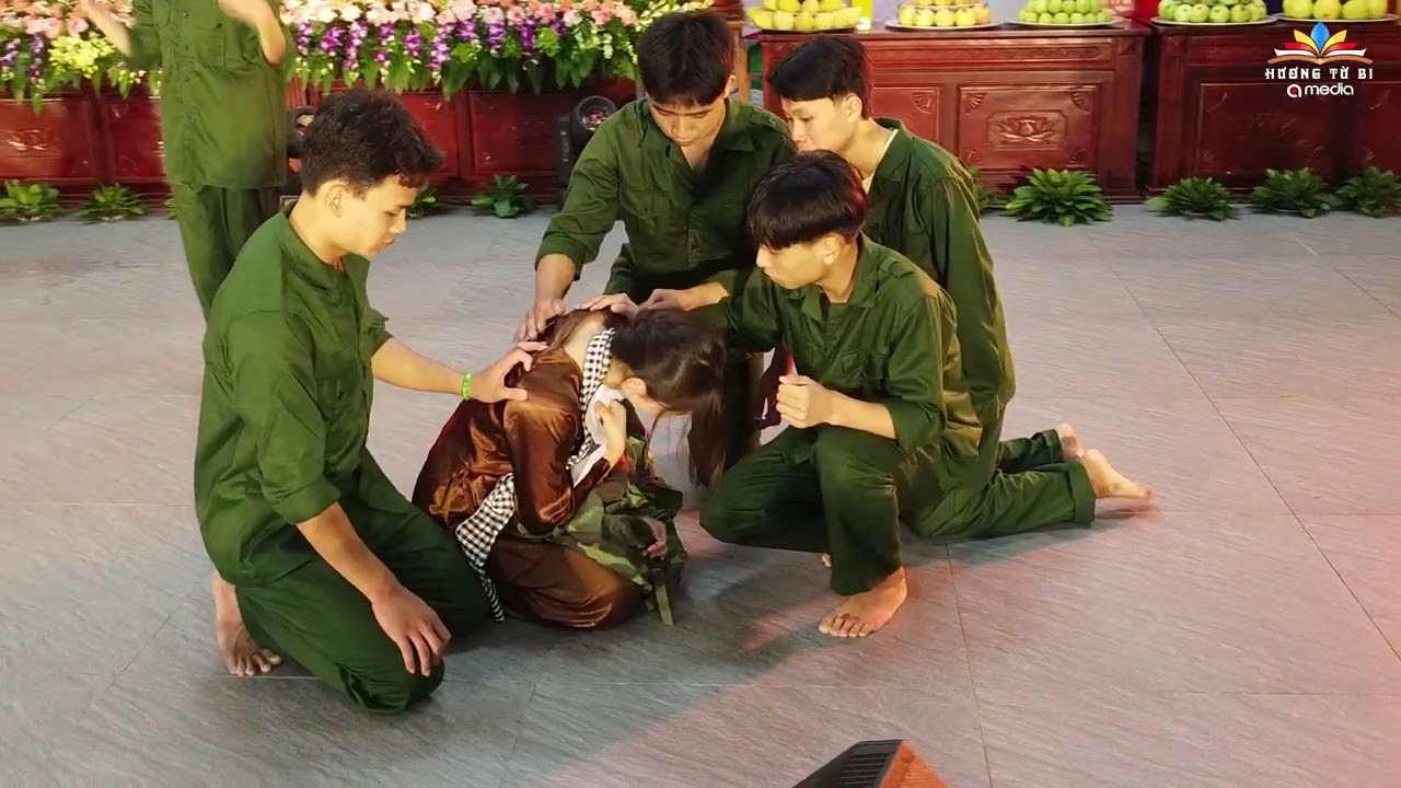 TIẾT MỤC MÚA - “Mẹ Yêu Con – Còn Gì Đẹp Hơn – Viết Tiếp Câu Chuyện Hòa Bình”