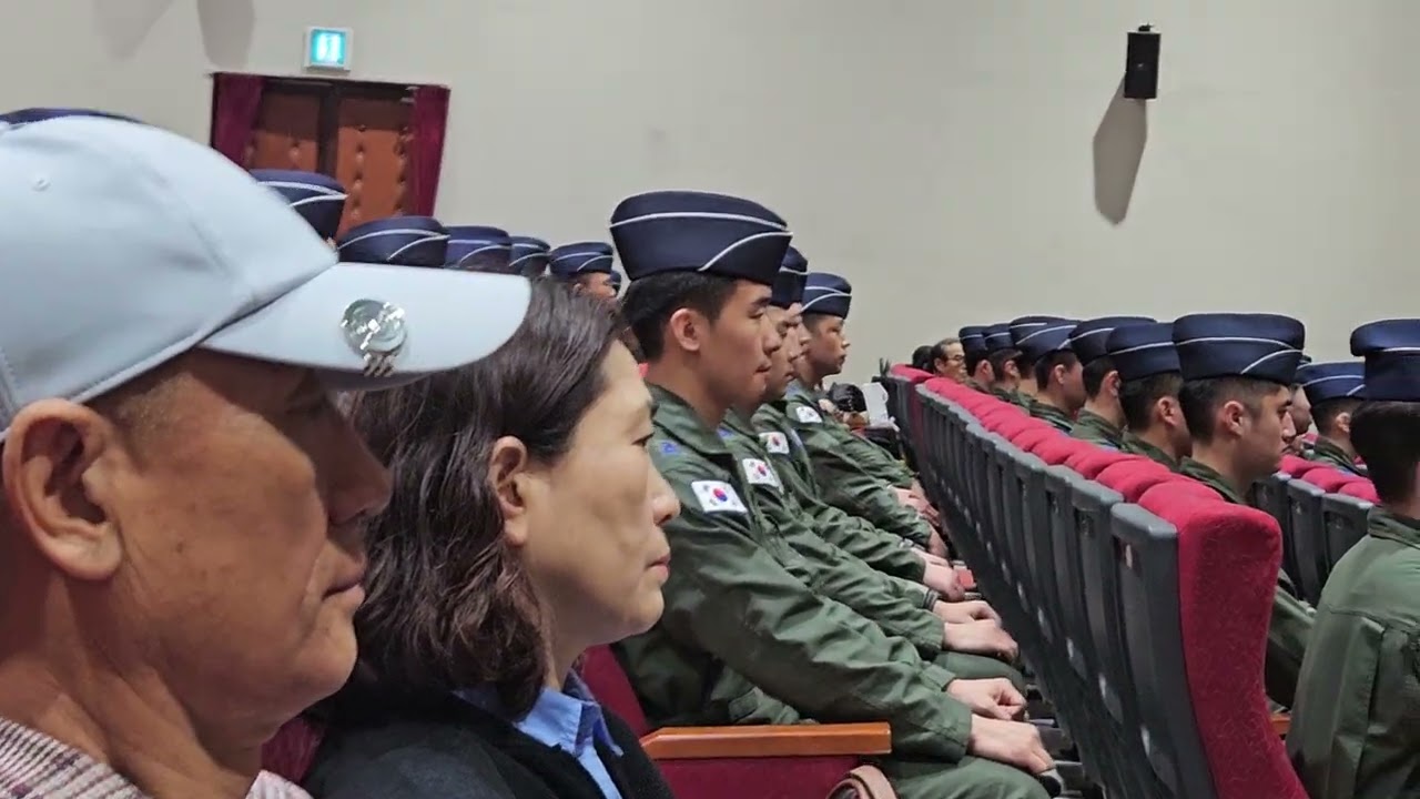 조카가 공군사관학교 졸업 후 고등비행교육과정수료식. 광주 공군제1전투비행단에서