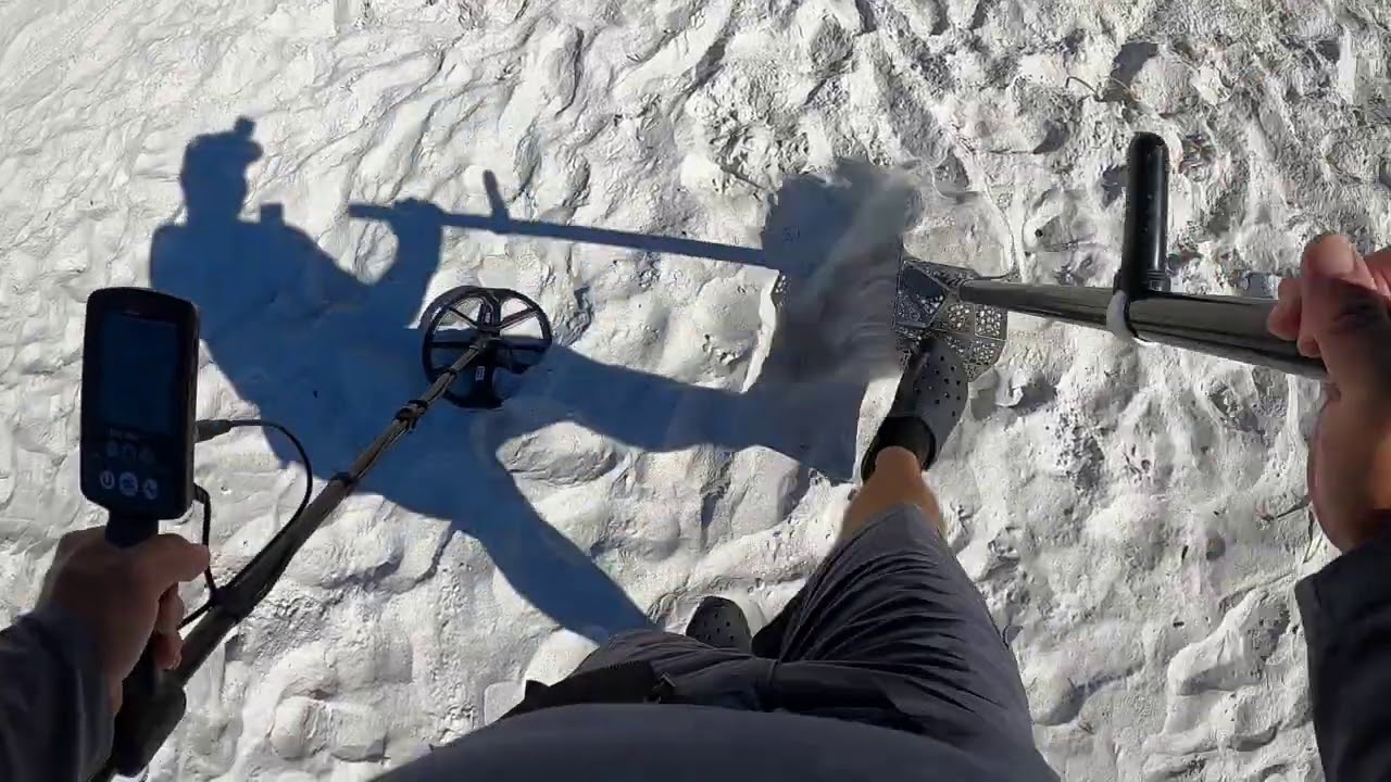 Beach Metal Detecting with the Equinox 800