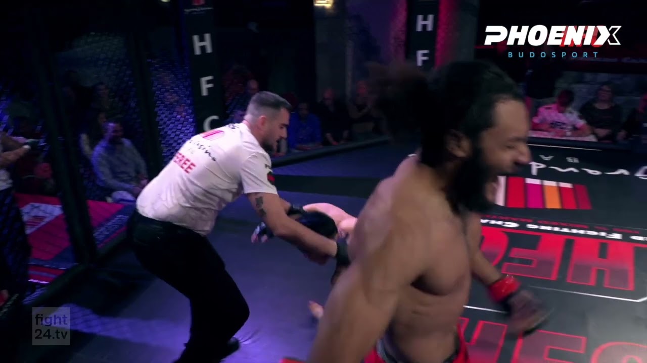 Knie-KO von Brice Belghazi | Move of the Week