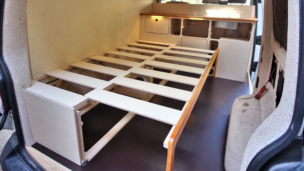 Aménagement fourgon transporter T6.1 #12 Fabrication du lit peigne