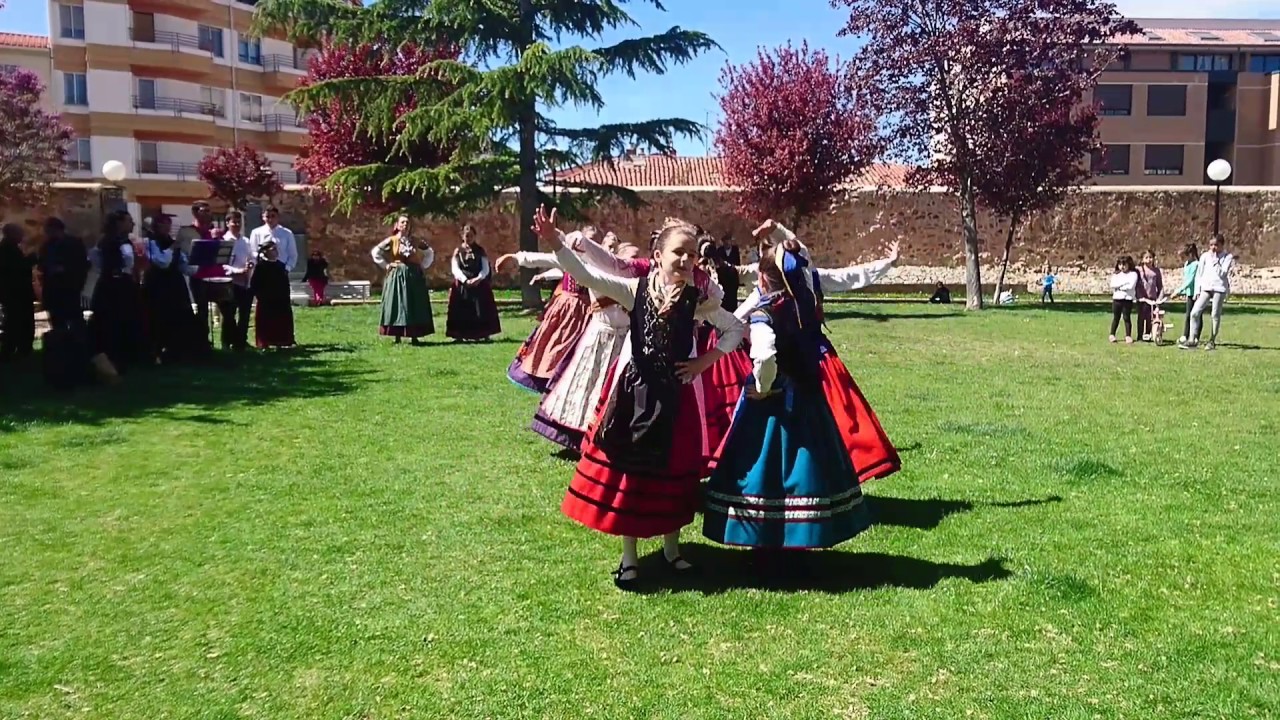 El Pingacho. Grupo de Danzas Sorianas.