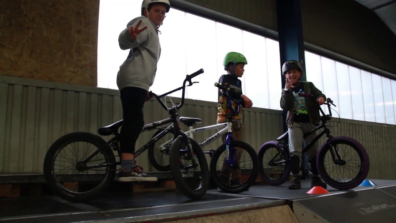 Jak wyglądają zajęcia BMX? - GOPBMX School