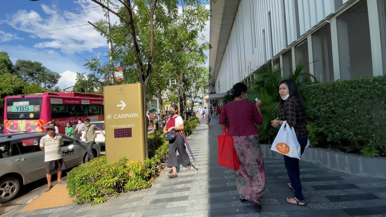YANGON | People&rsquo;s Daily City Life | MYANMAR 🇲🇲