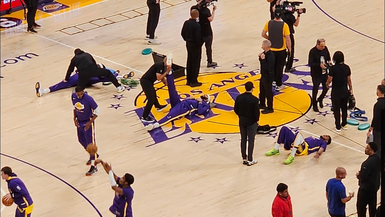 Lakers Player Intro And Tip Off Vs Minnesota Play Offs