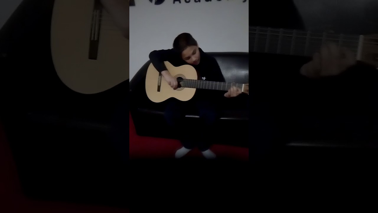 Repetiti voce si chitara mazo muzic academy