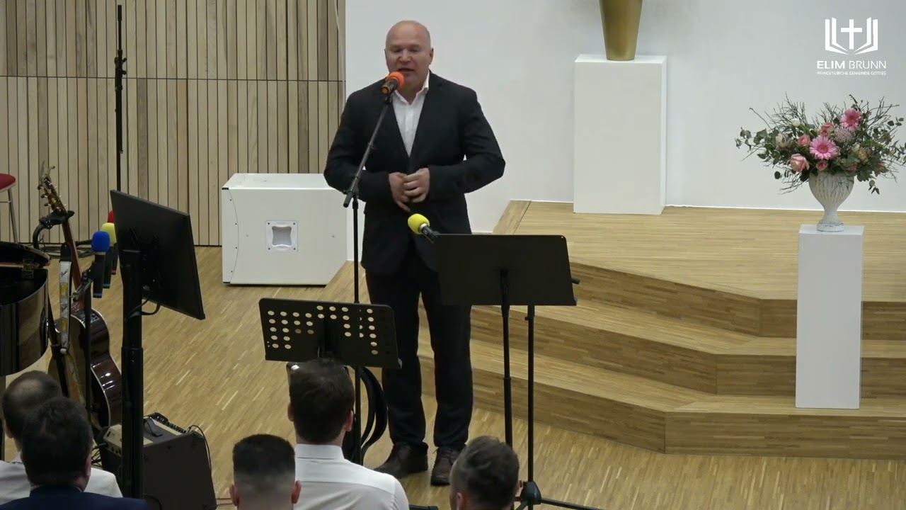 Vadim Pomotaru - Mărturie Deosebită + Cântare -ISUS E STÂNCA TA. | 17.04.2022. 🙏🕊