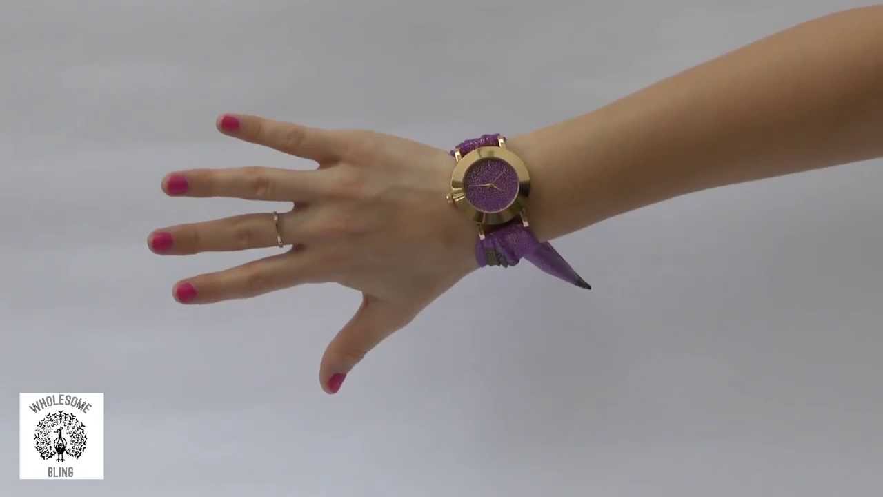 How to wear your Bling