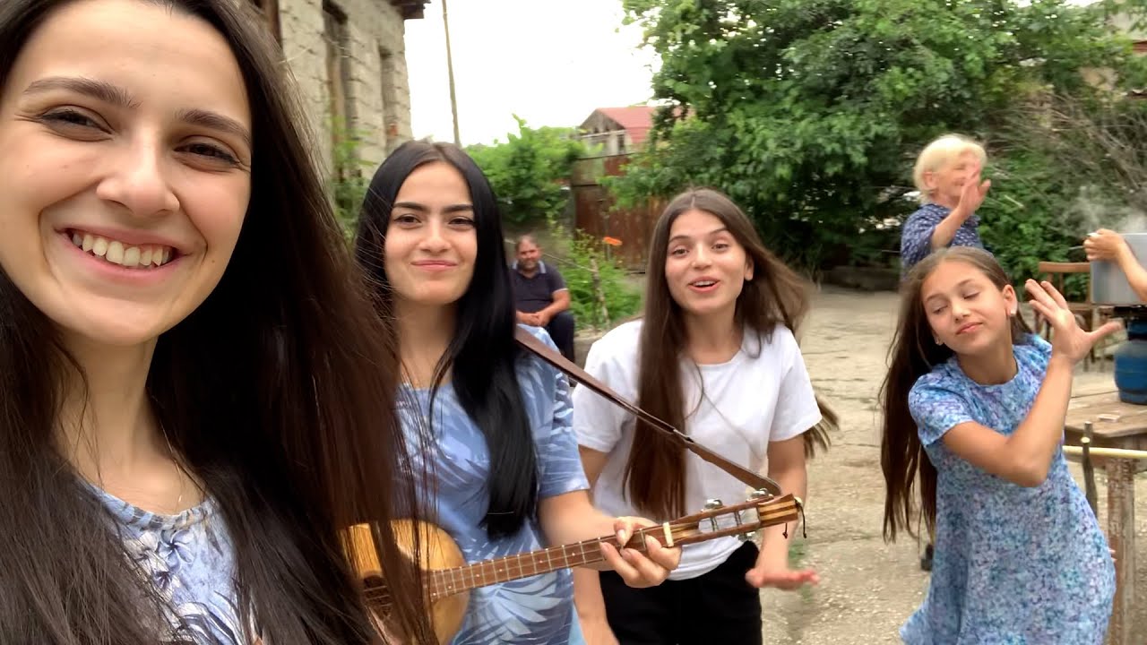 Trio Mandili - Lale