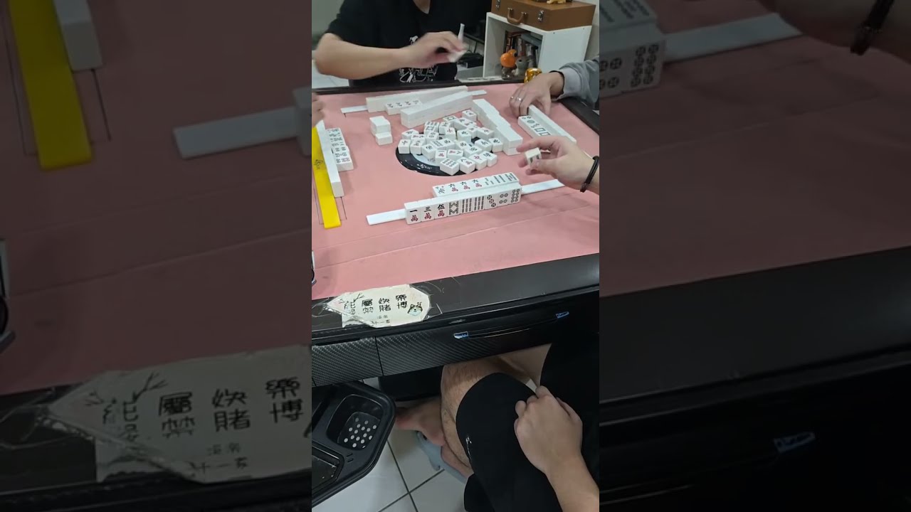 0226 基主來了超衰開局 逆風翻盤 只要沒結束就分不出勝負！「麻將藝術家-小千柯基打牌去」正在直播！