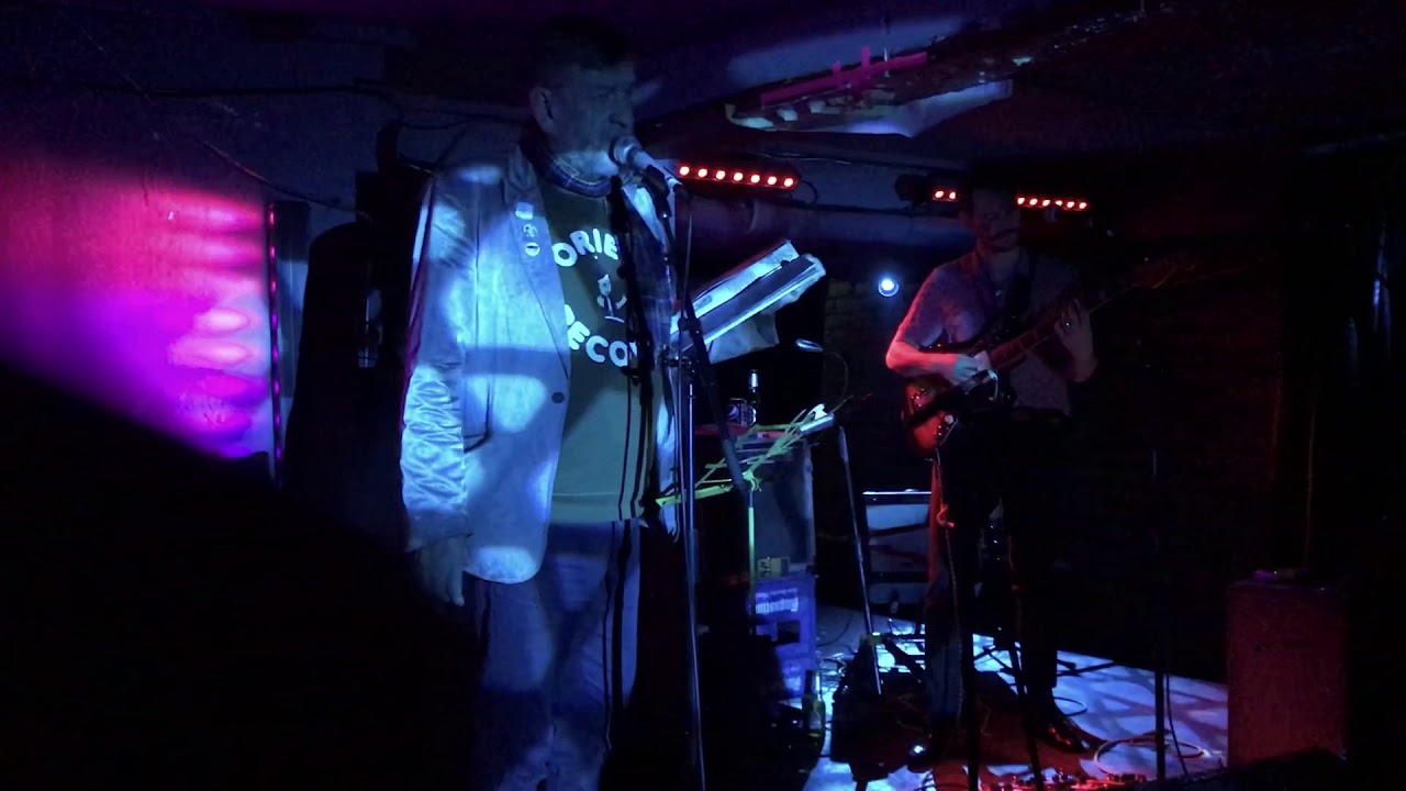 Duglas T Stewart & Andrew Pattie- Home Before Dark (live)