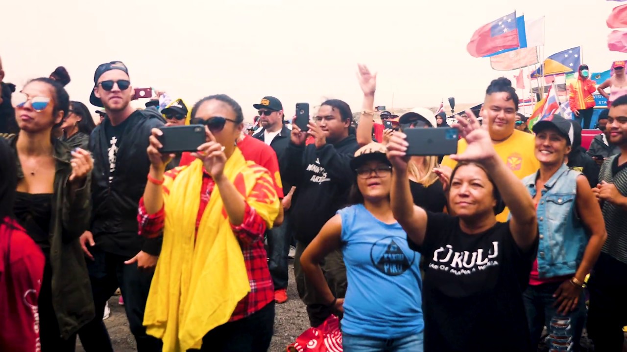 Mauna Kea Alive - Ekolu*