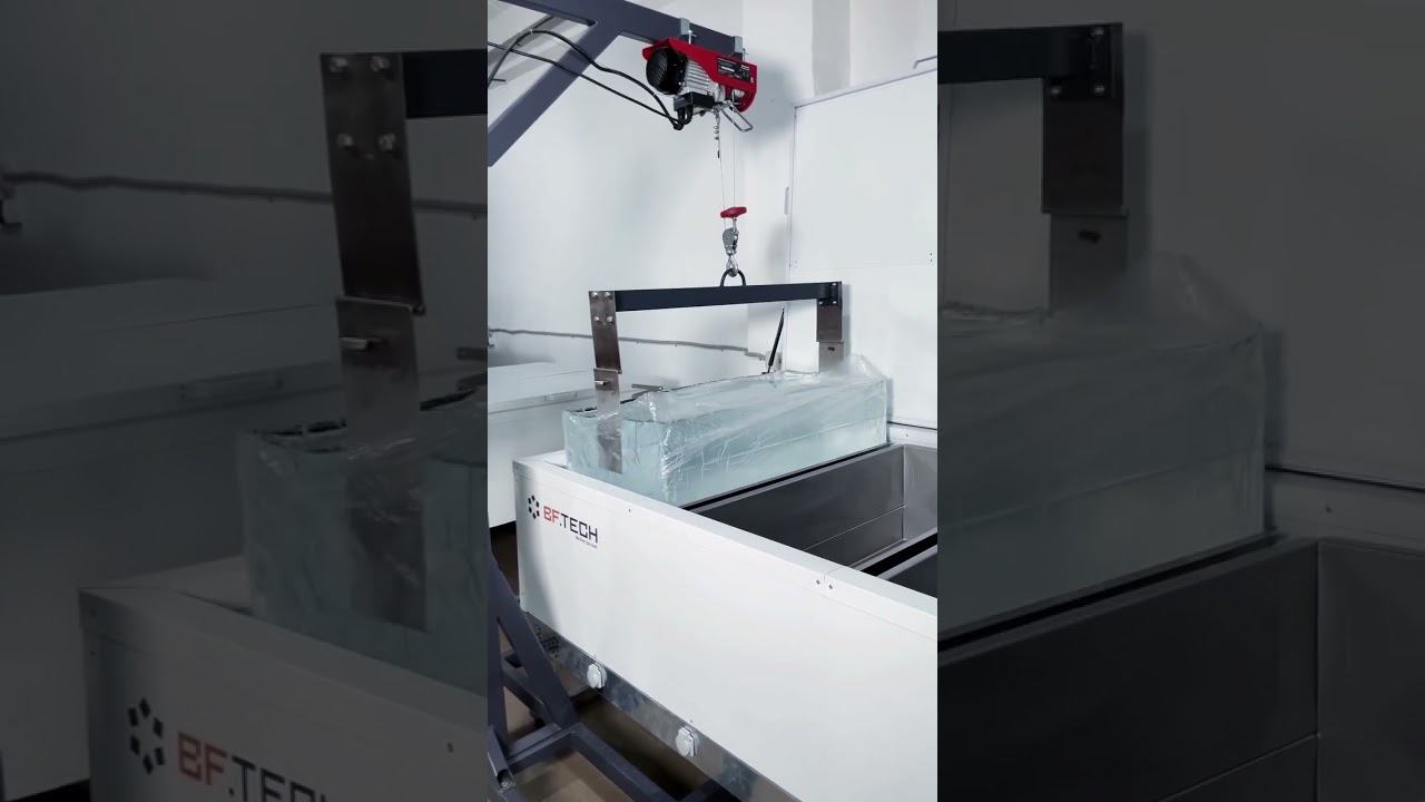 Clear ice blocks harvesting from the ice machine P300 by BF TECH