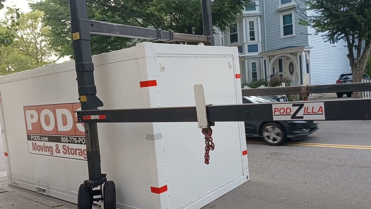 PODS Moving & Storage / Pods.com 1-800-776-PODS