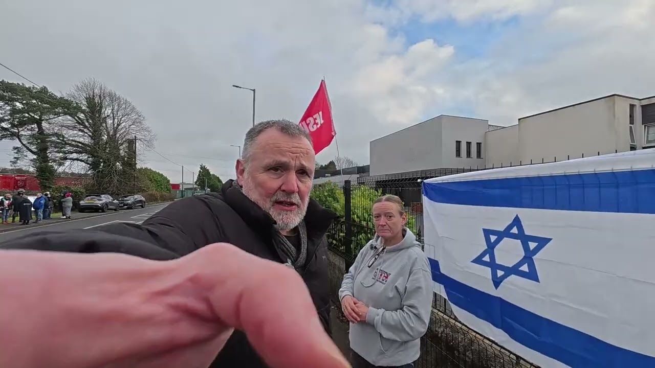 Belfast woman insults Islam and is cautioned by the PSNI