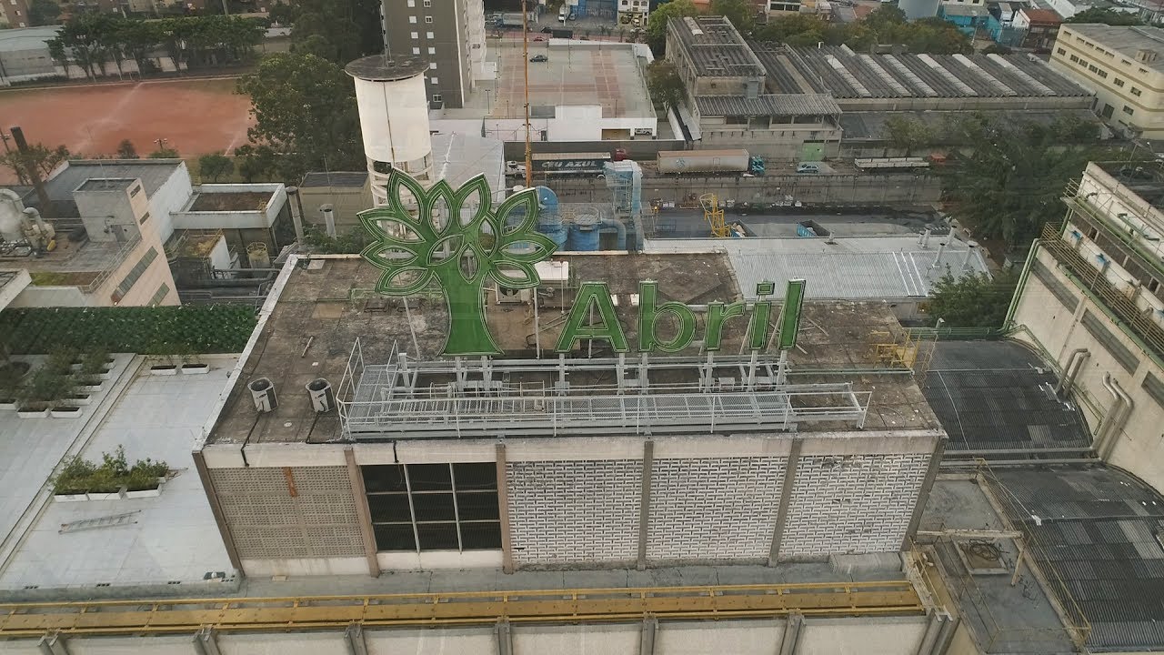 Drone Phantom 4 Pro Visita Gr&aacute;fica da Editora Abril Freguesia do &Oacute;